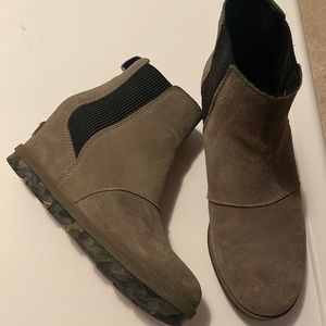 Sorel Joan of Ark Chelsea wedge boot